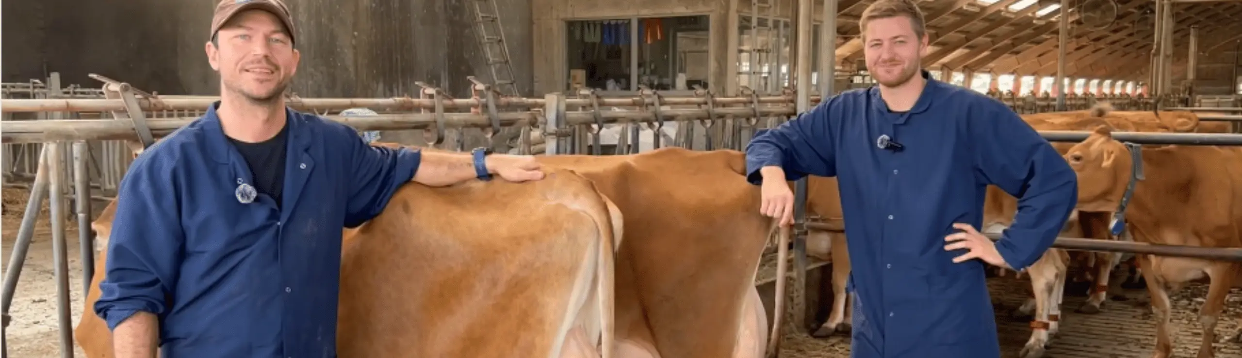 Andreas Og Emil Med Tyremødre Hos Grønbjerg IS