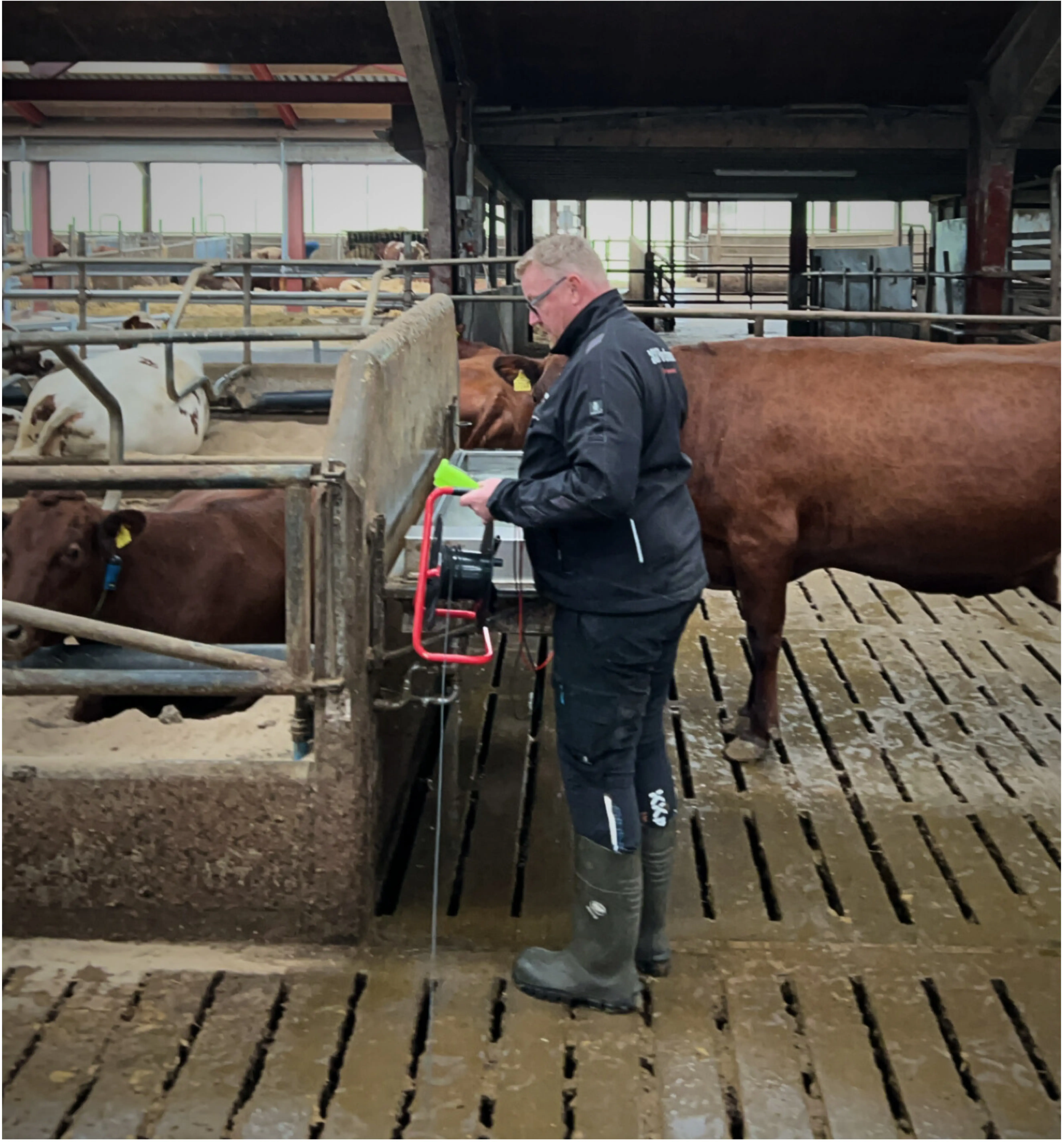 Elektriker Måler Efter Krybestrøm