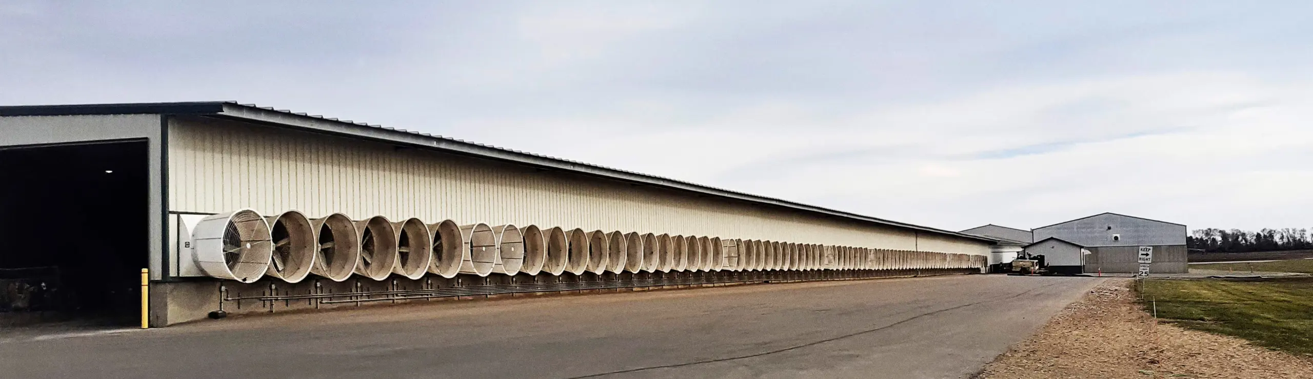 Ventilatorer Der Trækker Luft Til Staldsystemet