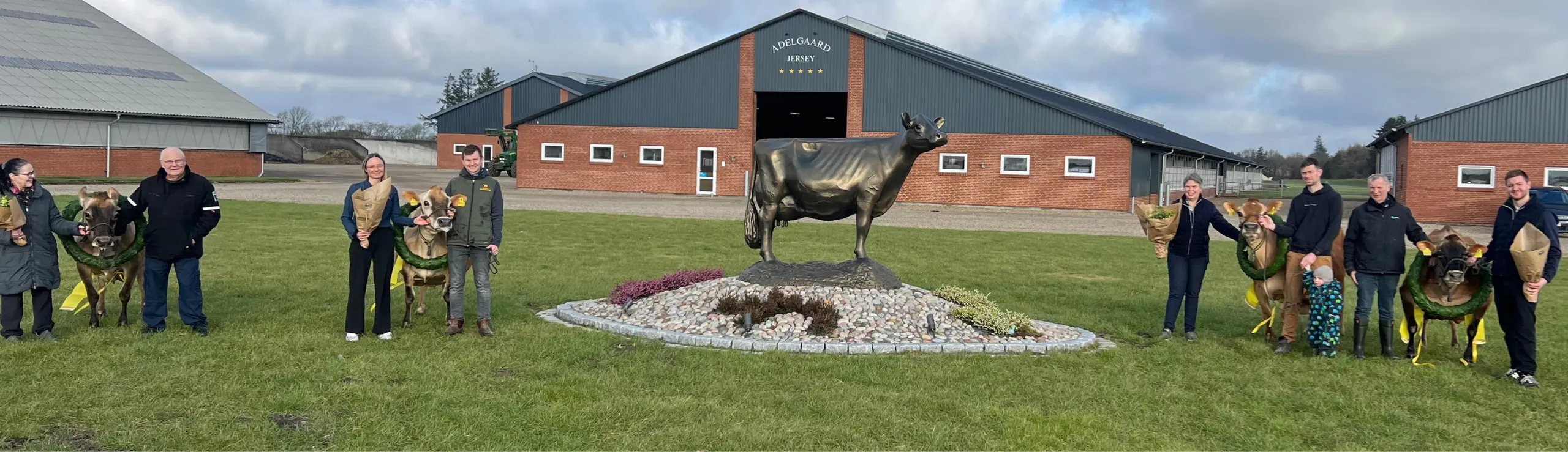 De Fire Jerseykøer Og Opdrætterne Fra Fejringen Af 10.000 Kg Fedt + Protein 2