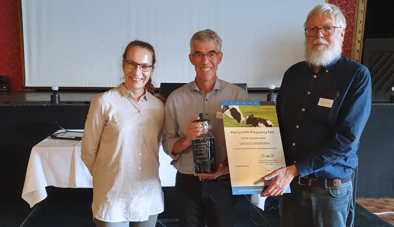 Repræsentant Fra IDDEX Og Jonas Persson Og Lars Fast Fra Viking Data Og Ydelsesservice